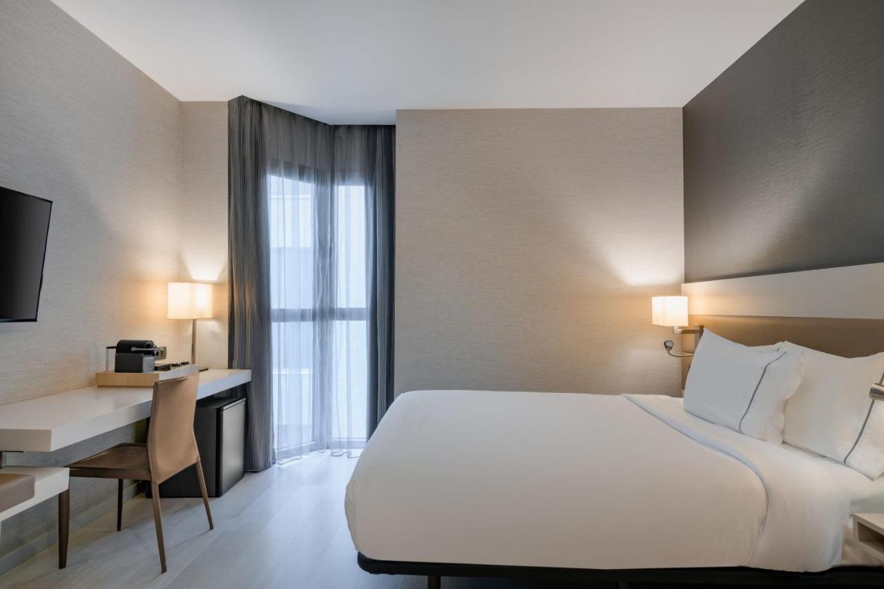 Sh Colon Valencia Hotel Bagian luar foto